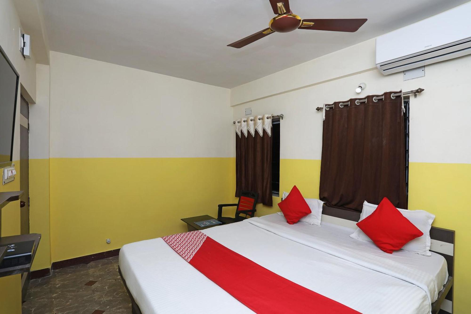 Oyo 26152 Hotel Aarush Дигха Екстериор снимка