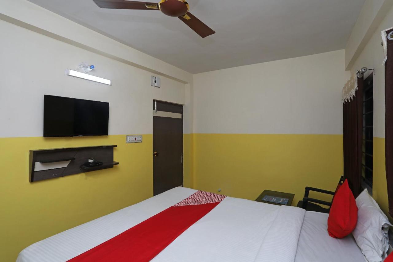 Oyo 26152 Hotel Aarush Дигха Екстериор снимка